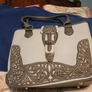 Canceal Carry Purse